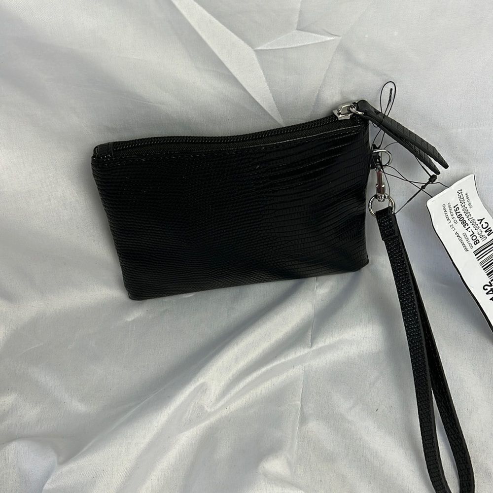 NWT  BLACK BAG COINPURSE